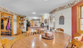 9903 Vermilion Rd, Amherst, OH 44001