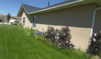 2103 Fort Hall Ave, American Falls, ID 83211
