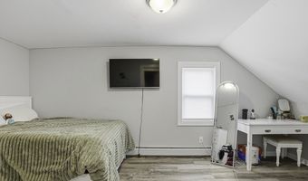 39 Pinehurst, Auburn, MA 01501