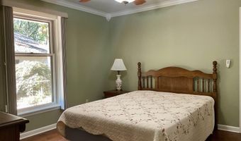 18 Southridge Ct, Batesville, AR 72501