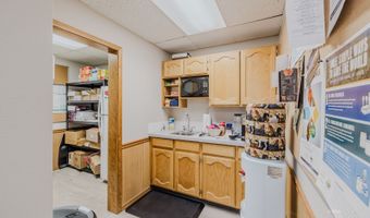 975 5th St, Elko, NV 89801