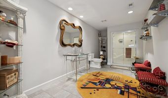 925 N River Rd, Algonquin, IL 60102