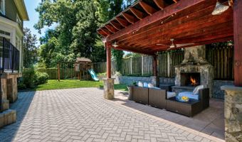 8610 HARTSDALE Ave, Bethesda, MD 20817