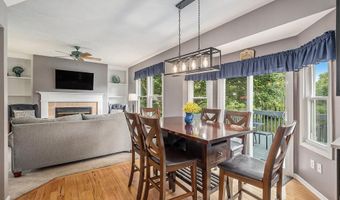 1055 Dogwood Meadows Dr SE, Ada, MI 49301