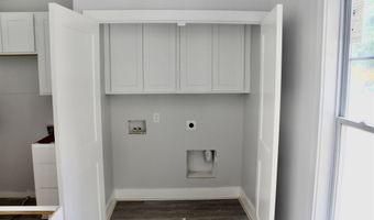 718 Ellene St, Camden, SC 29020