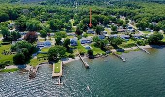 25 Viking Dr, Bristol, RI 02809