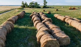 885 Th Rd, Bassett, NE 68714