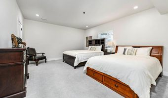 25004 FALLING BROOK Cir, Aldie, VA 20105