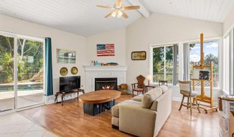 2557 Live Oak Park Rd, Fallbrook, CA 92028