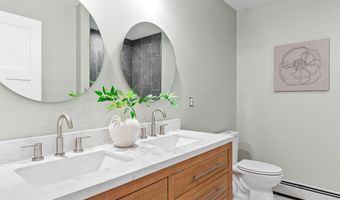 907 Richville Rd, Standish, ME 04084