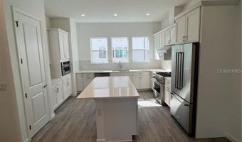 2257 Valentine Aly, Orlando, FL 32804