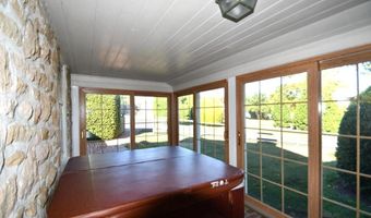 3 HIDDEN Ln, Abington, PA 19001