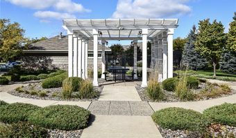 6869 Folkestone Rd 614, Apple Valley, MN 55124