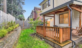 8006 SE SPORRI Ln, Milwaukie, OR 97267
