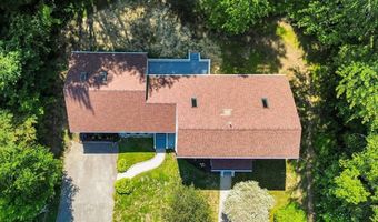 153 Cedar St, Belfast, ME 04915