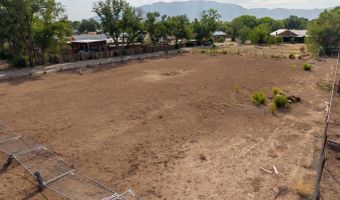 808 Camino Del Prado NW, Albuquerque, NM 87114