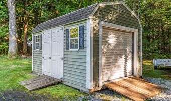 34 Chestnut Dr, Allenstown, NH 03275
