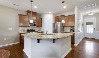 630 Briarcliff St, Apex, NC 27502