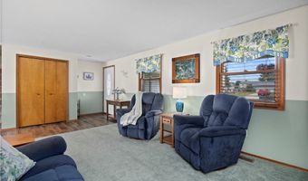 923 Hillside Dr, Amherst, OH 44001