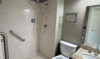 1653 Award Dr, Ballwin, MO 63021