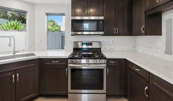 633 Thunder Gln, Escondido, CA 92027