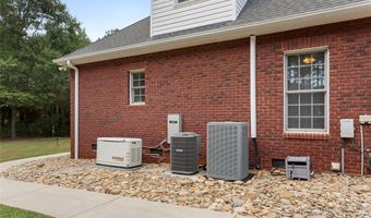 1421 Stringer Rd, Belton, SC 29627