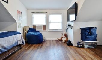 31 Avenue B, Bayonne, NJ 07002