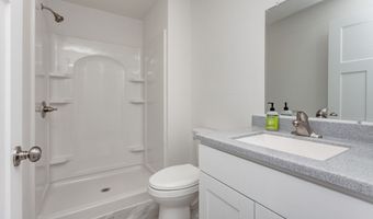 608 NE 56th St, Ankeny, IA 50021