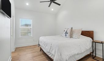 4114 11th Ave, Bay St. Louis, MS 39520
