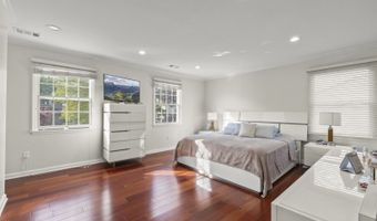 279 Nathan Ct, Aberdeen Twp., NJ 07721