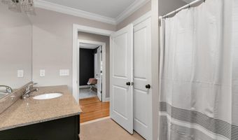 133 Maplewood Ave, Atlantic Highlands, NJ 07716