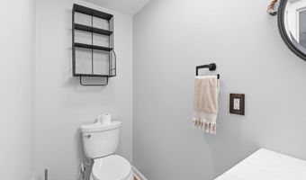 15 Bishop Cir, Albrightsville, PA 18210