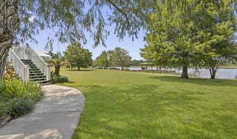 1099 Campbell Dr, Biloxi, MS 39532