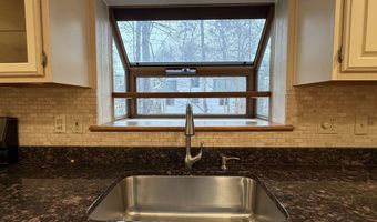 17 Bayberry Dr, Atkinson, NH 03811