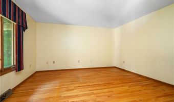 80 Fisher Rd 50, Cumberland, RI 02864