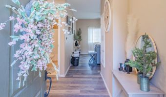 241 Burnage Ln, Alamogordo, NM 88310
