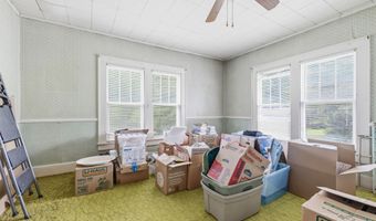 1101 E 10th St, Anderson, IN 46012