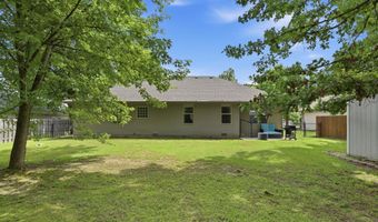 1027 Nickolas St, Aurora, MO 65605