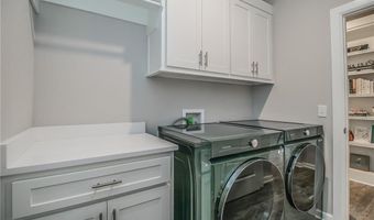 5802 Macasin Ave, Bentonville, AR 72713