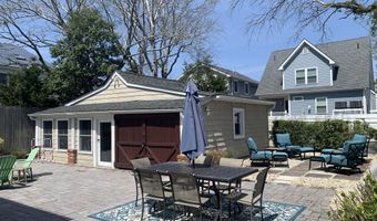 225 Pearl St, Beach Haven, NJ 08008