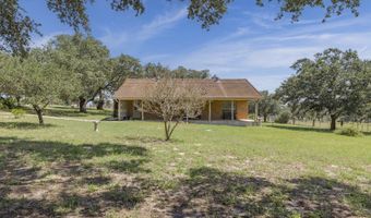 138 BIG OAK Dr, Adkins, TX 78101
