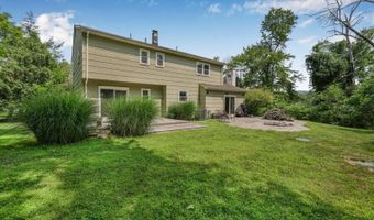 9 Rolling Hills Rd, Alloway, NJ 07461