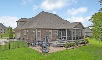 1439 Edenbridge Dr, Alcoa, TN 37701