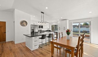 20985 Via Bonita Ct, Bend, OR 97702