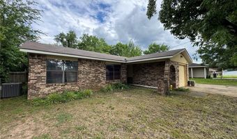 412 7th St, Barling, AR 72923