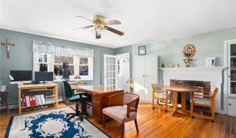 7 Restmere Ter, Middletown, RI 02842
