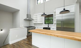 6172 Hellner Rd, Ann Arbor, MI 48105