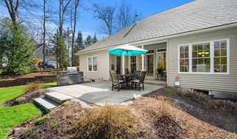12 Amber Ln, Bedford, NH 03110