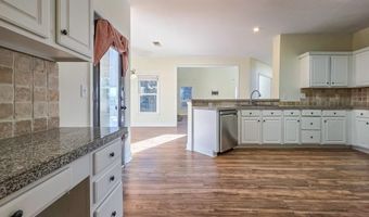 6016 Fords Lake Ct, Acworth, GA 30101