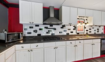 13239 Old Woolmarket Rd, Biloxi, MS 39532